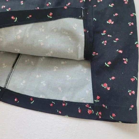 Wild Fable Black Floral Prrint Denim Jeans  Size 6 Skirt Mini Front Slit - Picture 4 of 8
